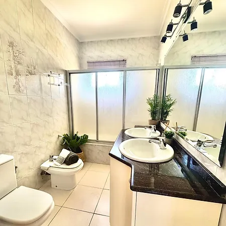 Serena ベニカルロ