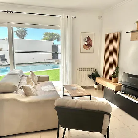 Serena ヴィラ ベニカルロ